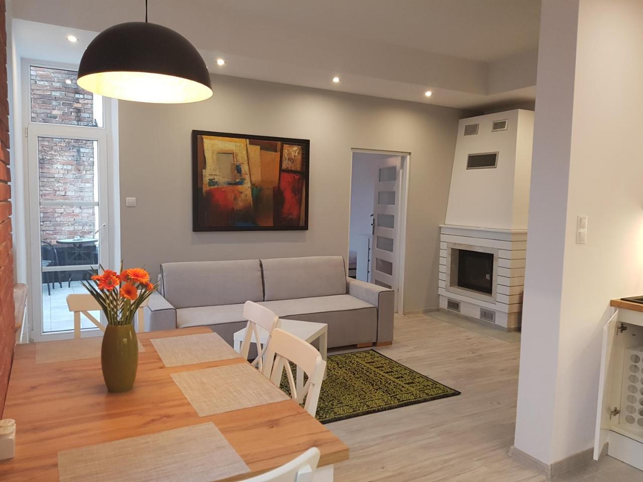 Pod Jasna Gora Apartament 23 Çestohova Dış mekan fotoğraf